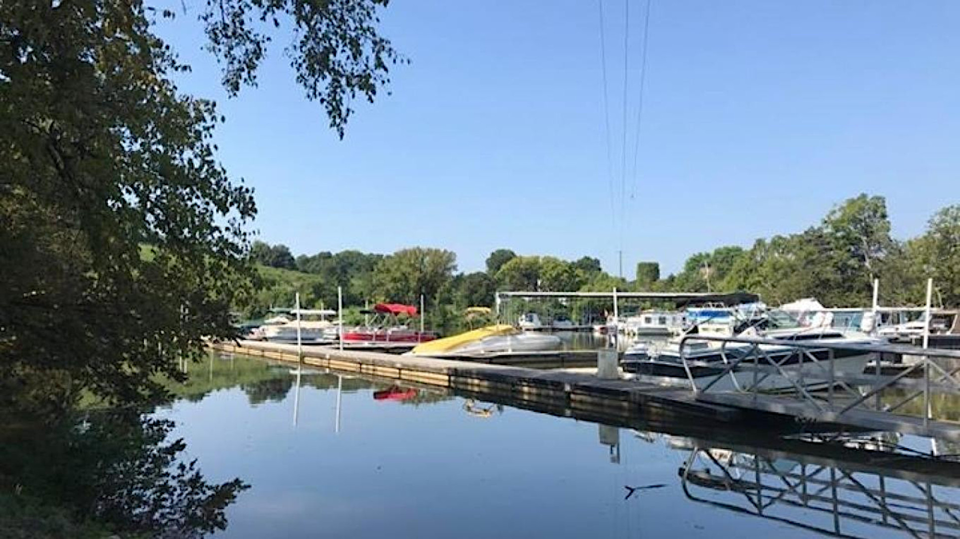 Volunteer Cove Marina